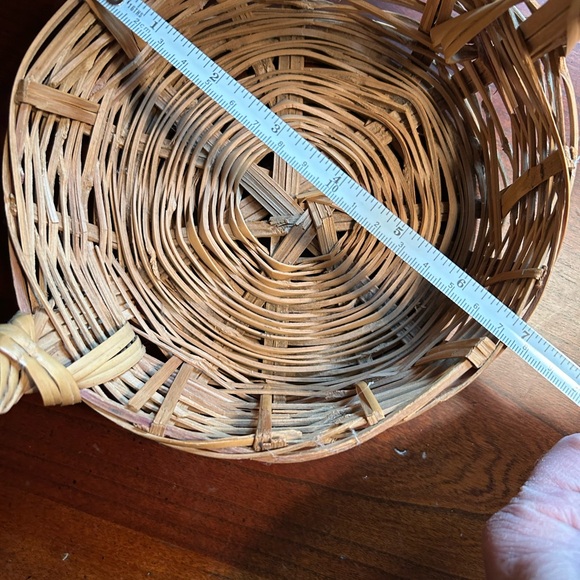 Easter Basket - Picture 2 of 4